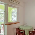 Seafront Olivera-one Bedroom With Balcony And Sea View Ante * Vela Luka