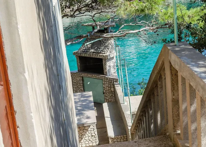 Seafront Olivera-one Bedroom With Balcony And Sea View Ante 아파트