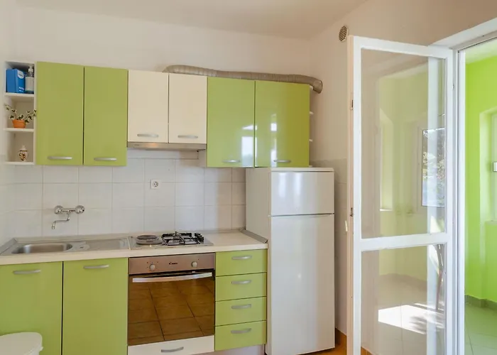 Seafront Olivera-one Bedroom With Balcony And Sea View Ante 벨라루카