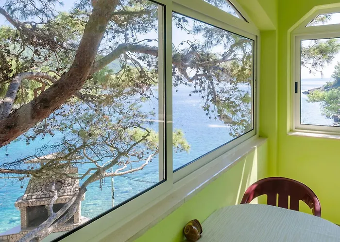 Seafront Olivera-one Bedroom With Balcony And Sea View Ante 아파트